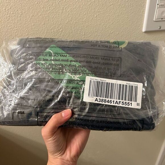 NWT Medium Zuda Sweater Dark Navy Stretchable Slit Open Back - Picture 7 of 8